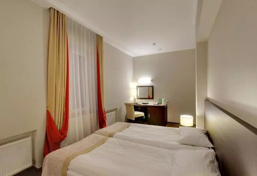 اتاق اکونومی, Optima Collection Troitska