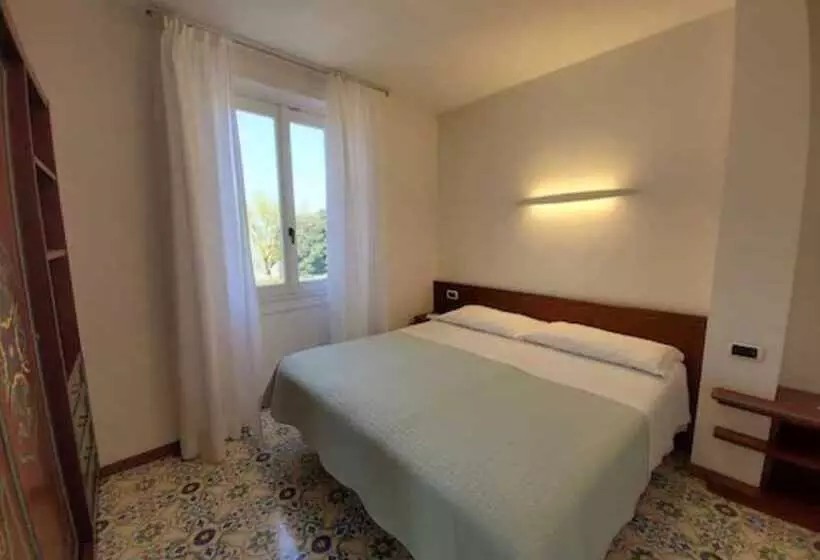 １ベッドルームベーシックアパートメント, Residence L'ulivo