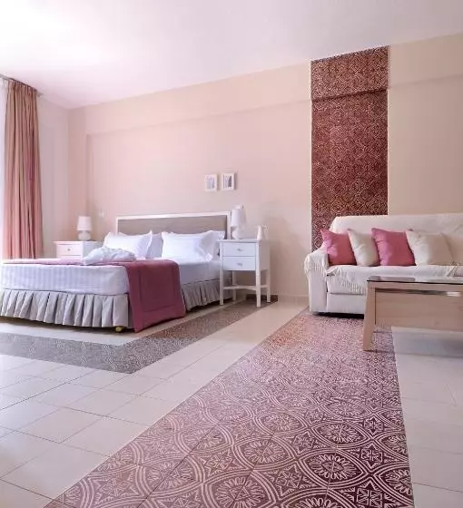 Juniorsviitti, Krotiri Resort