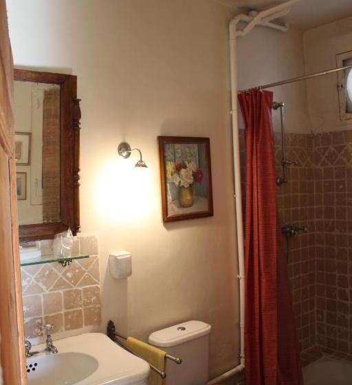 غرفة قياسية, Sous L Abricotier