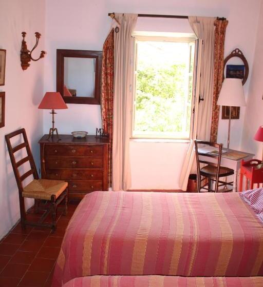 غرفة قياسية, Sous L Abricotier