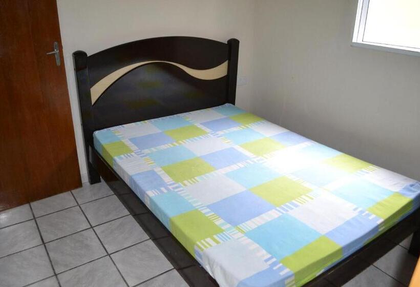 １ベッドルームハウス, Casas Em Condomínio Próximo Da Praia Com 2 Dormitórios, Churrasqueira E 3 Vagas De Garagem