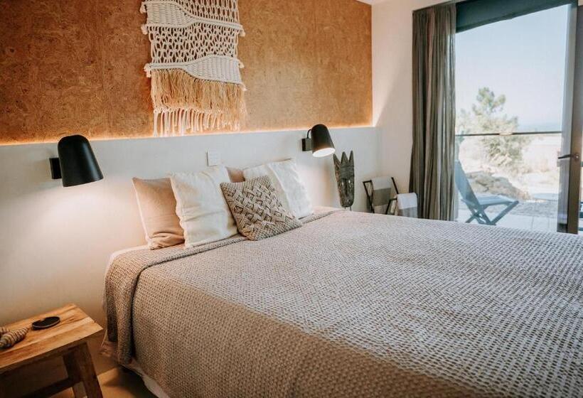 اتاق استاندارد با بالکن و چشم‌انداز دریا, Ecolodge Villa Epicurea