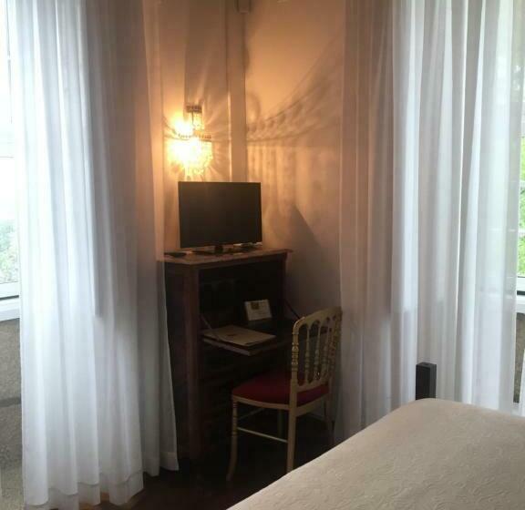 패밀리 룸, Solar De Almeidinha