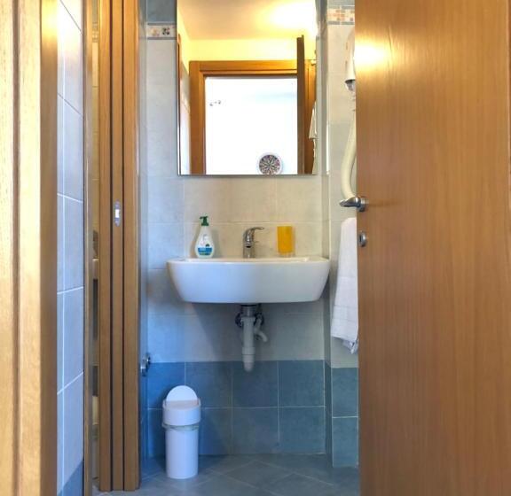 标准间, Cà De Angelo