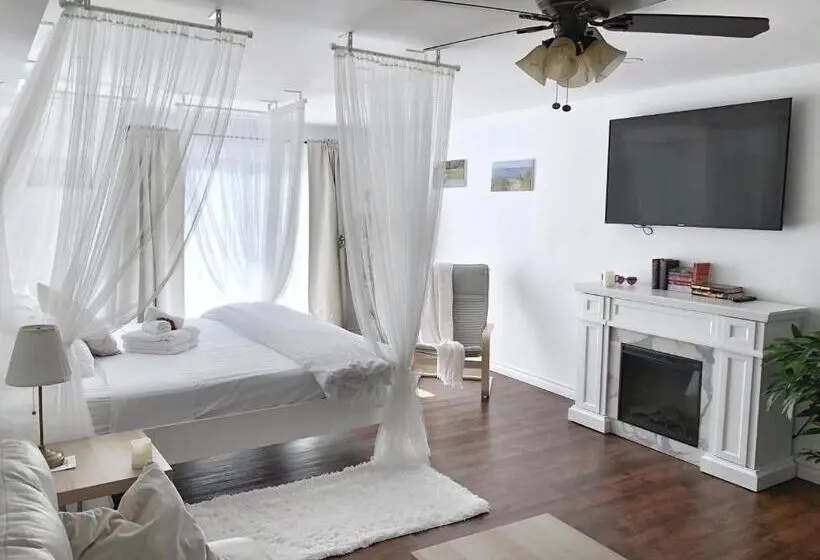 デラックススタジオ, Romantic Studio Cottage