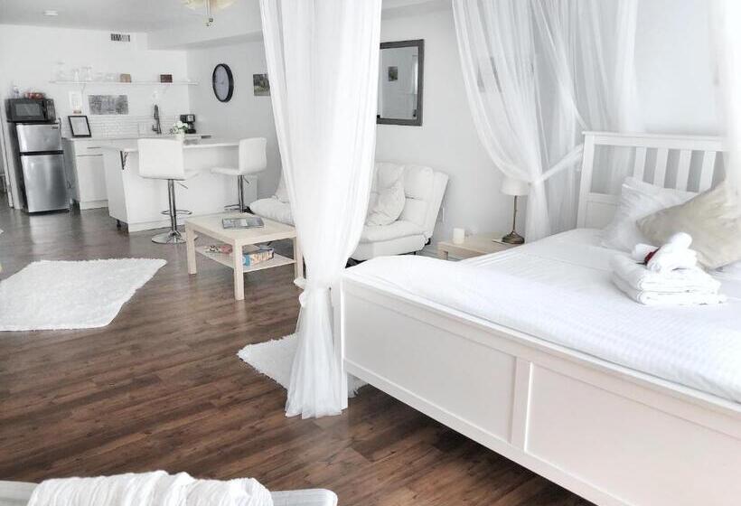 デラックススタジオ, Romantic Studio Cottage