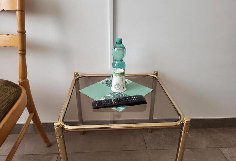 חדר סטנדרט יחיד, Seelze Letter Monteurzimmer / Apartment / Messezimmer