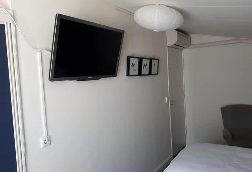 带2个卧室的套房, B&b De Blauwe Tulp