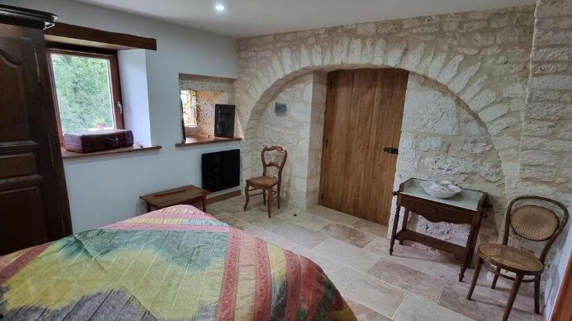 Номер Стандарт Вид на Парк, Ferme De Laspeyrières