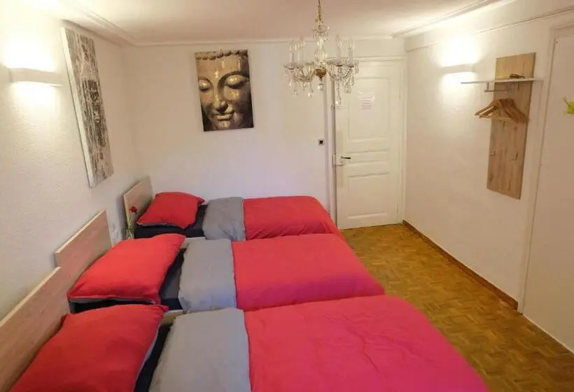 Quarto Triplo Standart, Restaurant Don Pepe