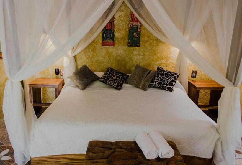 סוויטה עם בריכה, Mandala Thai