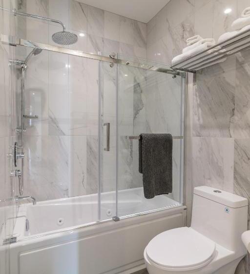 1 Bedroom Penthouse Apartment, Parc Avenue Lofts