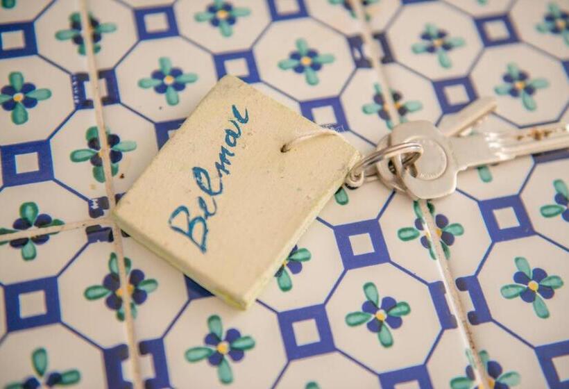 اتاق استاندارد سه نفره, Belmar