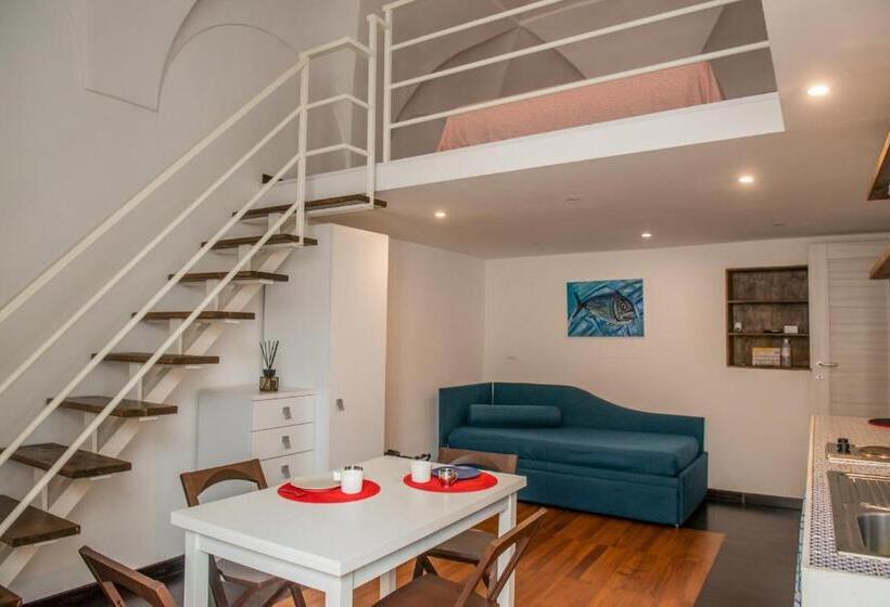 اتاق دوبلکس, Belmar