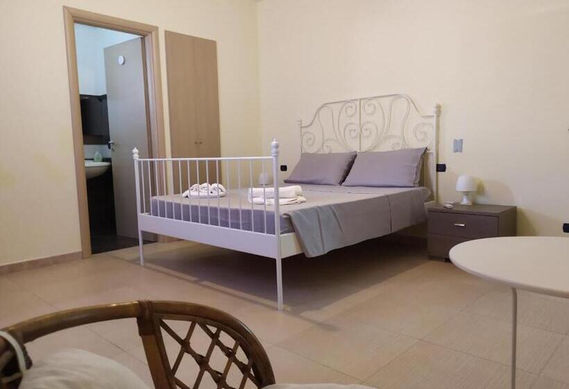 标准三人间, Vossìgnuria