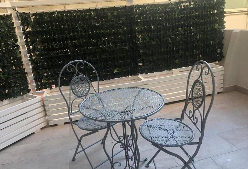 اتاق استاندارد, Carpe Diem