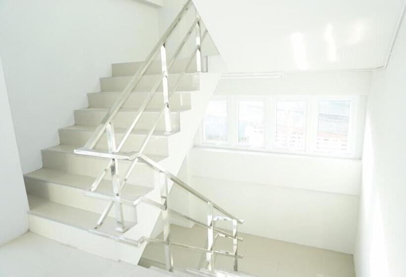 バルコニー付きスタンダードルーム, Jvaplace