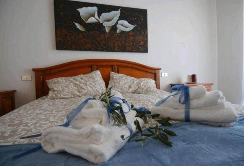 جناح عائلي, La Casa Di Mariagrazia Rooms Con Cucina Condivisa E Terrazza