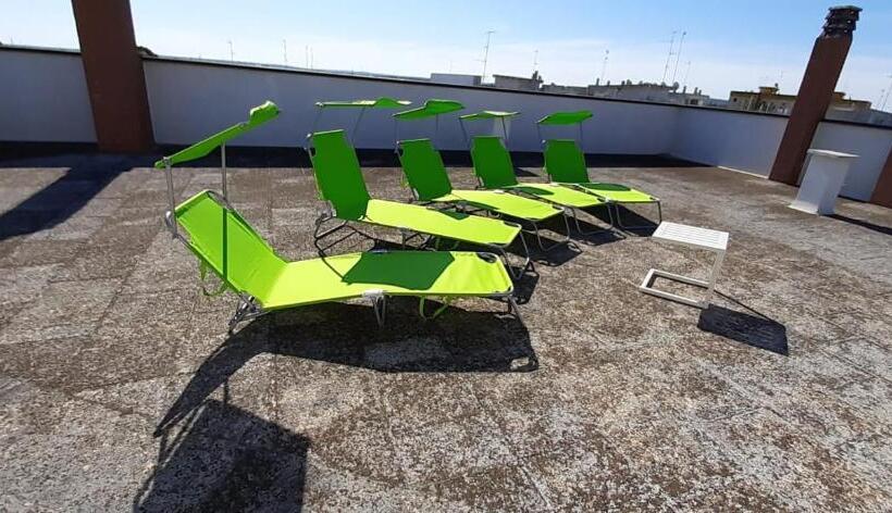 غرفة ديلوكس, La Casa Di Mariagrazia Rooms Con Cucina Condivisa E Terrazza