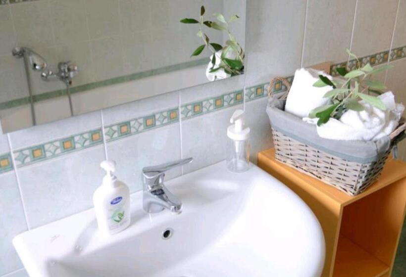 غرفة ديلوكس, La Casa Di Mariagrazia Rooms Con Cucina Condivisa E Terrazza