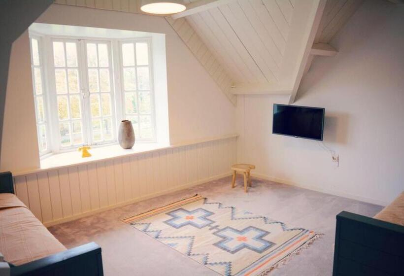 패밀리 스위트, Devilla