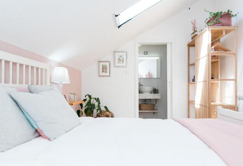 スタンダードルーム, Quinta Bogesi