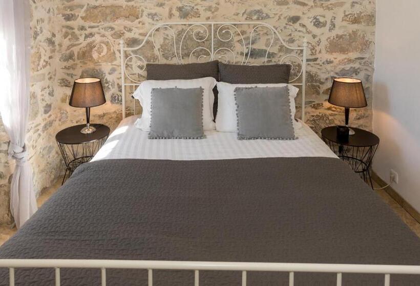 Standard room with outdoor bath, Quinta Bogesi