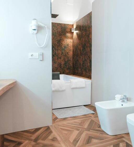 스탠다드 자쿠지 룸, Relais Del Corso