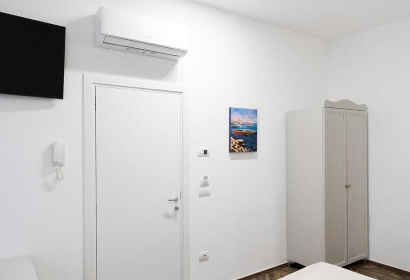 스탠다드 자쿠지 룸, Relais Del Corso