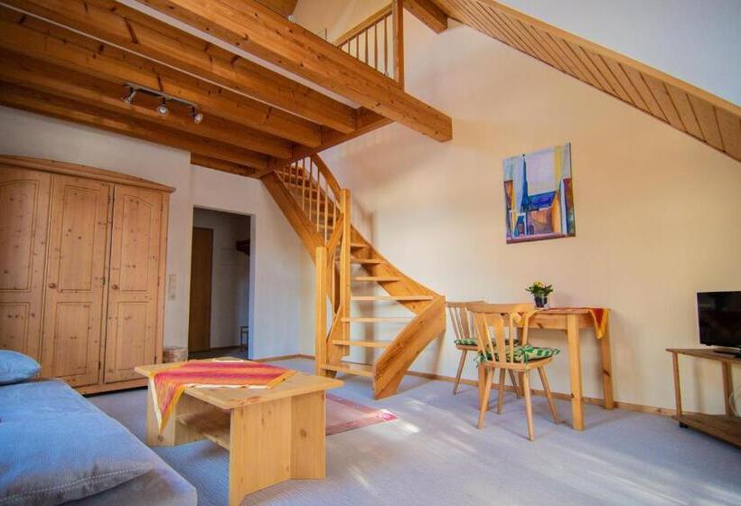 سوئیت با بالکن, Gästehaus Hellmer