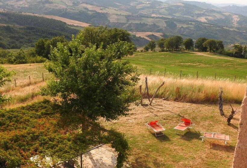 חדר סטנדרט עם ג'קוזי, Casale Le Fontanelle