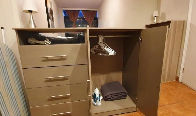 スタンダードルーム, Hostal Ggg