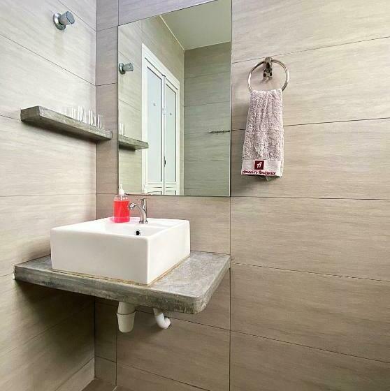 Apartamento 1 Quarto Vista Mar, Amadel Residence 爱媄德民宿 1314