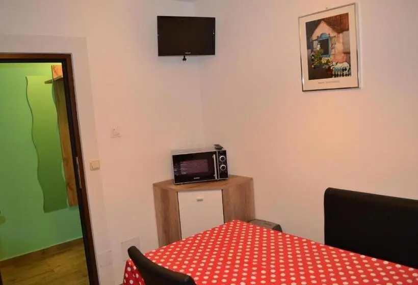 １階の１ベッドルームアパートメント, Apartment Holiday Lungötz