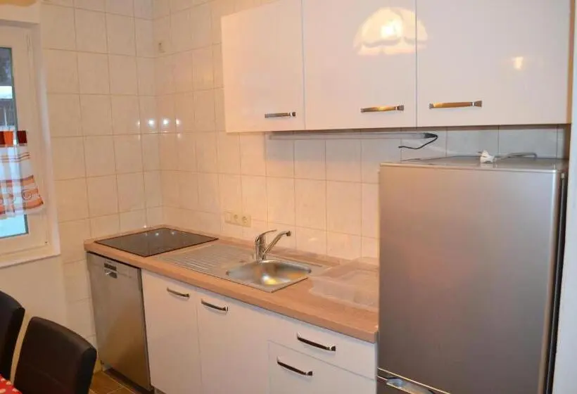 １階の１ベッドルームアパートメント, Apartment Holiday Lungötz
