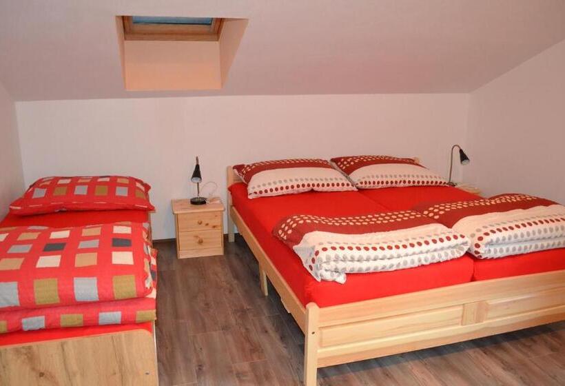 شقة 3 غرف, Apartment Holiday Lungötz