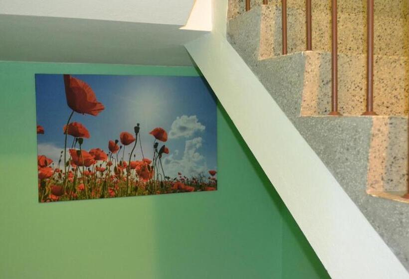 شقة 3 غرف, Apartment Holiday Lungötz