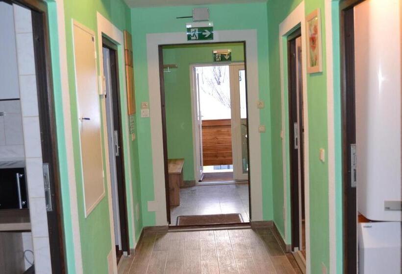 شقة 3 غرف, Apartment Holiday Lungötz