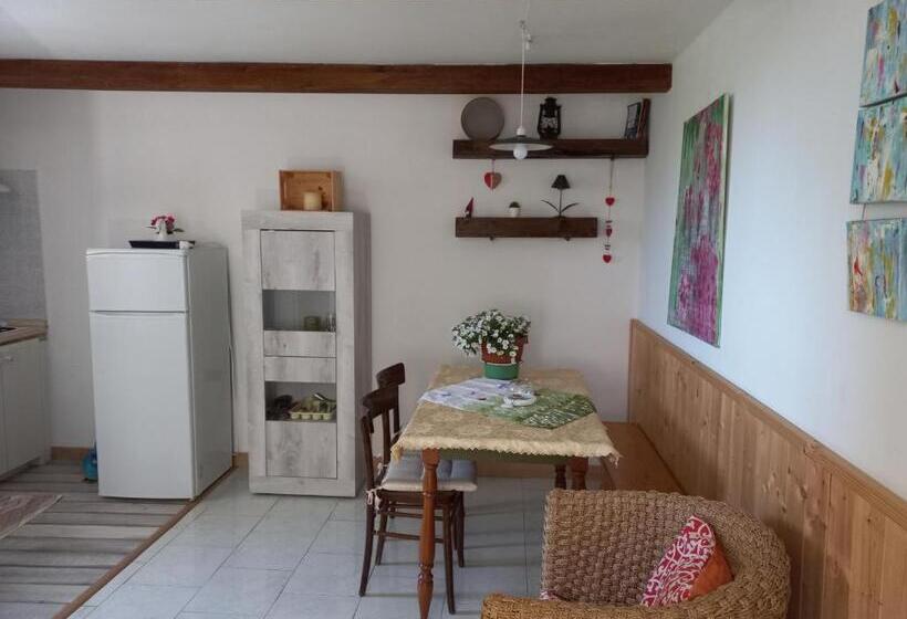 חדר סטנדרט לשלושה, L Armonica Di Nonnosandro