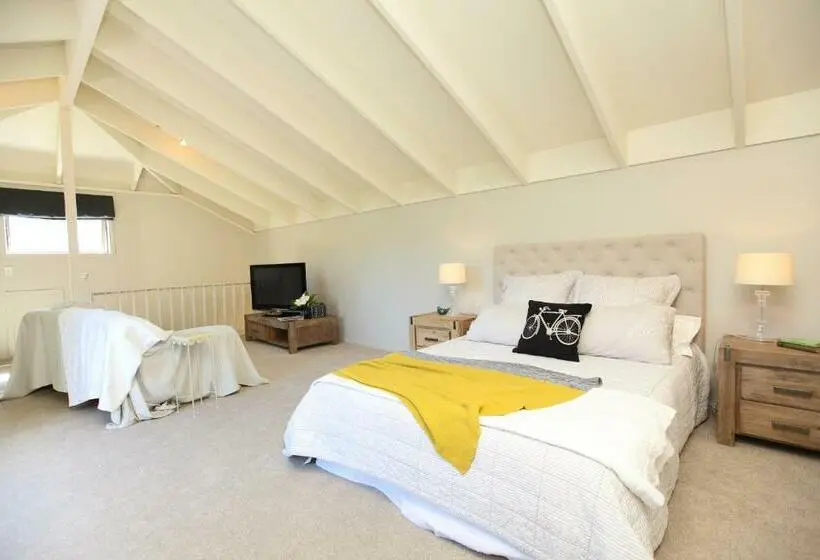 バルコニー付きスタンダードルーム, Cedar Park Bed & Breakfast