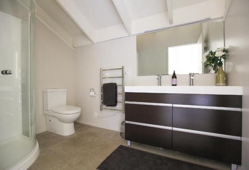 バルコニー付きスタンダードルーム, Cedar Park Bed & Breakfast