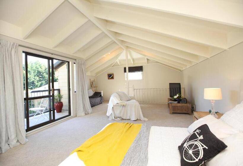 バルコニー付きスタンダードルーム, Cedar Park Bed & Breakfast