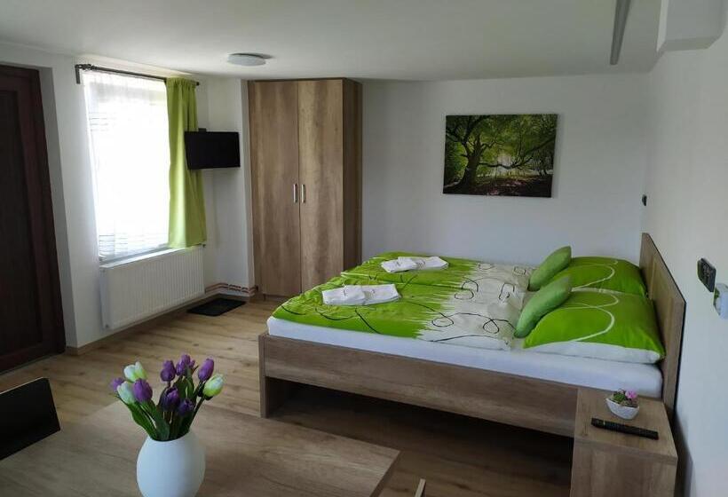 스위트, Penzion Burda