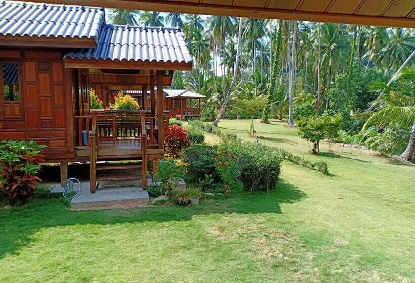 Бунгало Стандарт Вид на Сад, Walk In Homestay