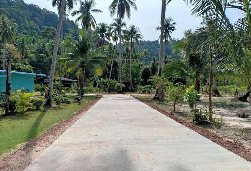 Бунгало Стандарт Вид на Сад, Walk In Homestay