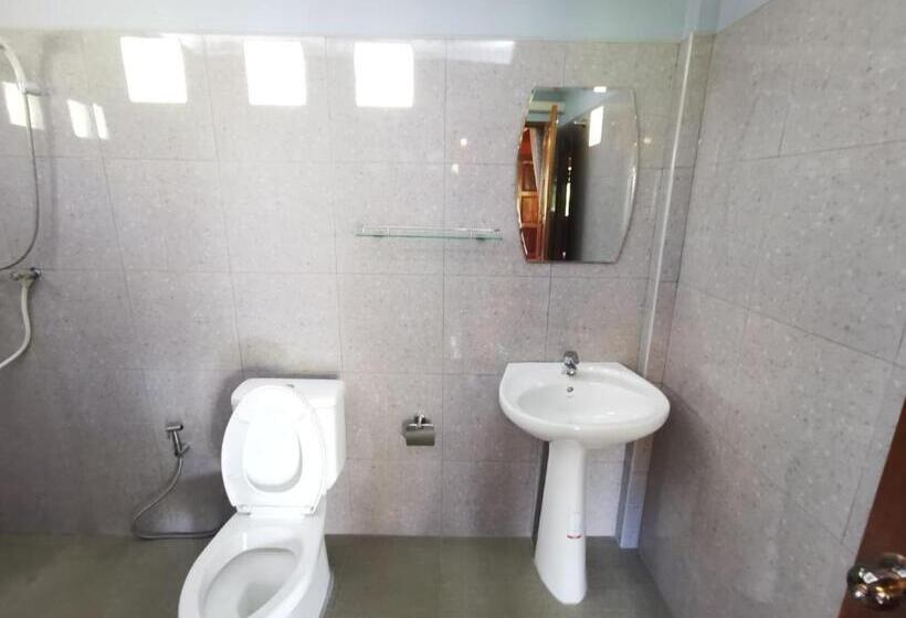 Семейный Номер Вид на Сад, Walk In Homestay