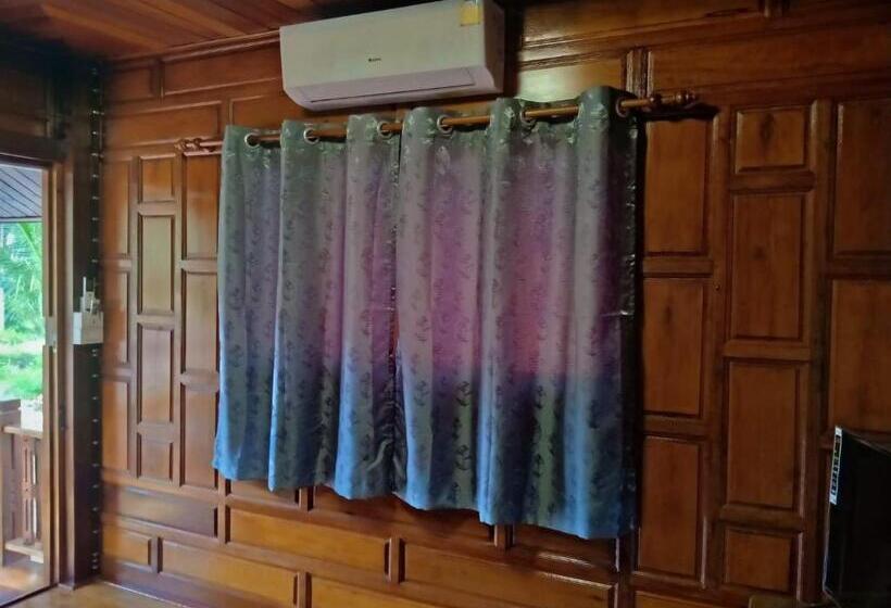 Бунгало Стандарт Вид на Сад, Walk In Homestay