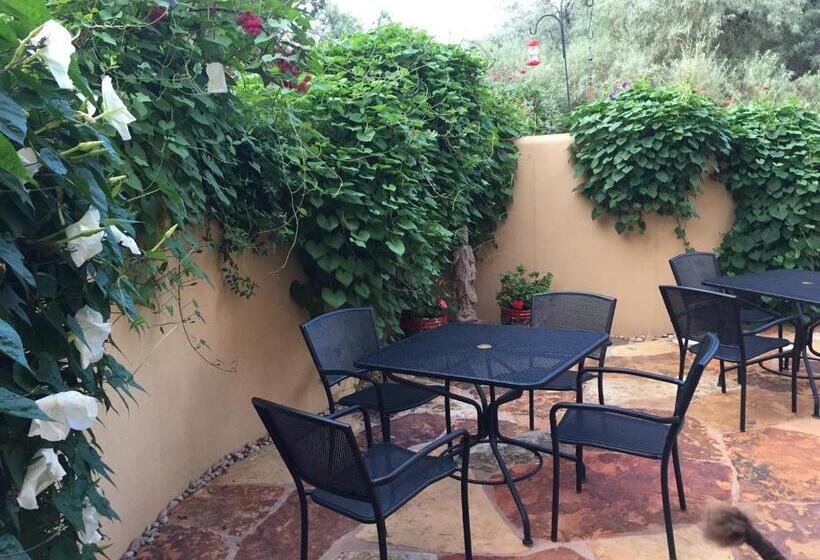 Deluxe Szoba, Red Moon Lodge