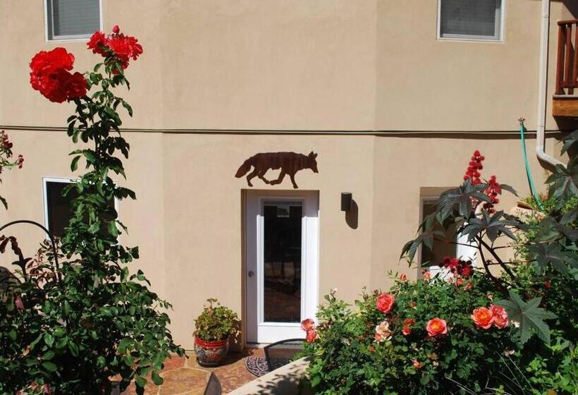 Deluxe Szoba, Red Moon Lodge